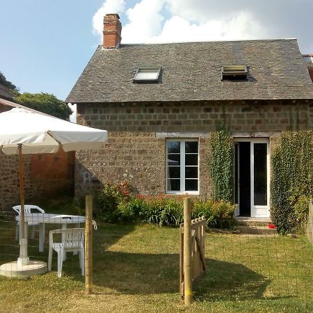 Le Domaine Villa Saint-Symphorien-des-Monts Dış mekan fotoğraf