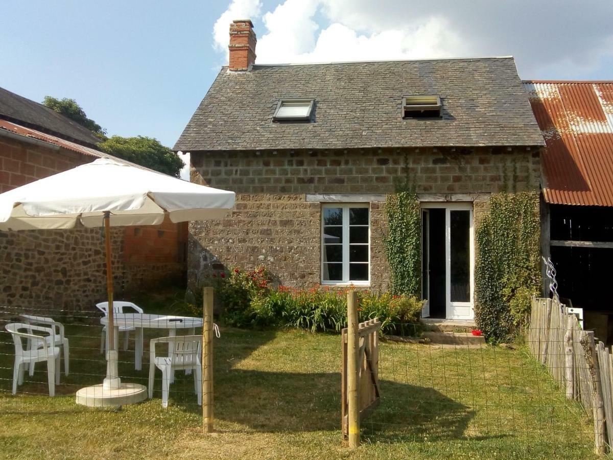 Le Domaine Villa Saint-Symphorien-des-Monts Dış mekan fotoğraf